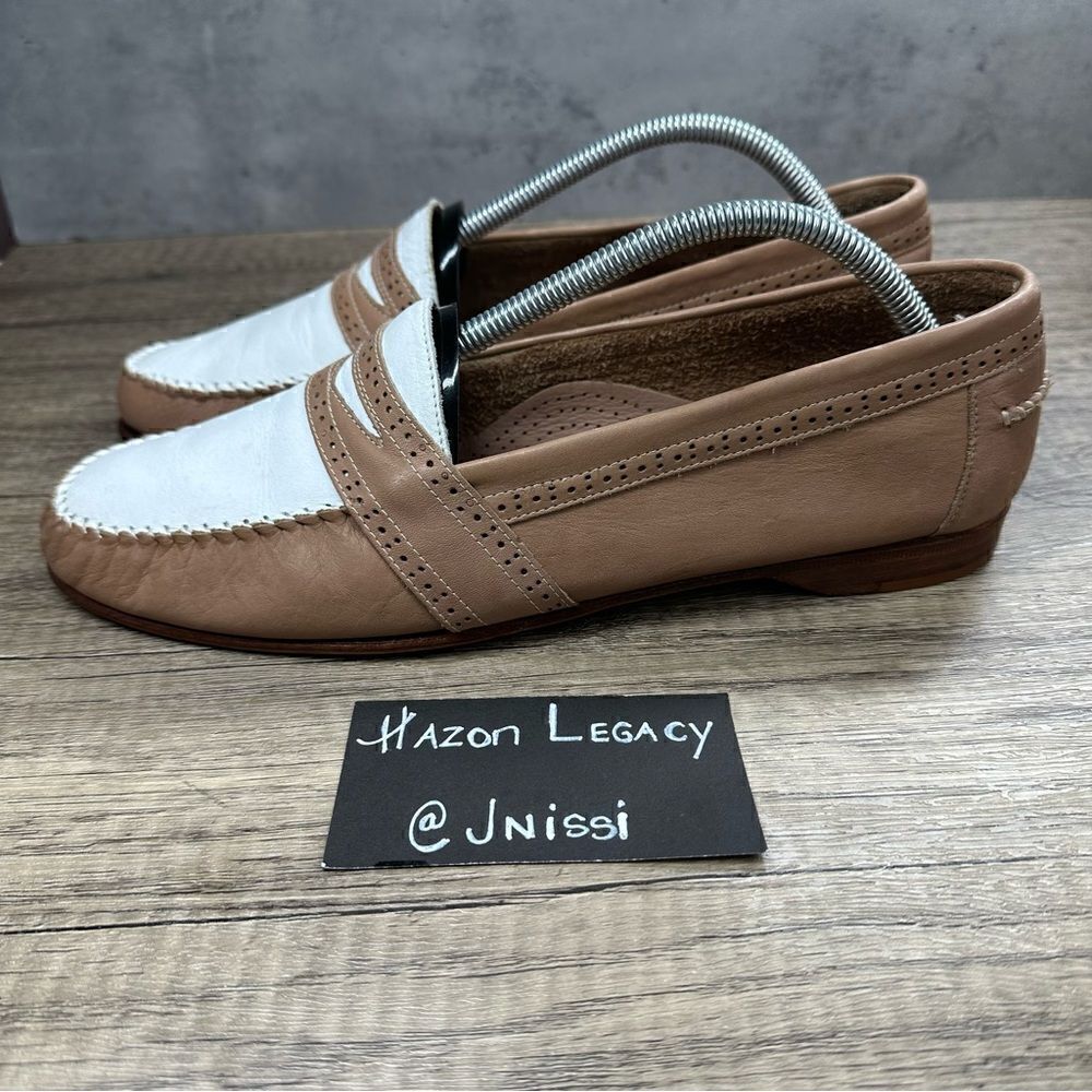 ‎G.H. Bass~Women’s~Colorblock Tan/White Leather Penny Loafers~Size 10M